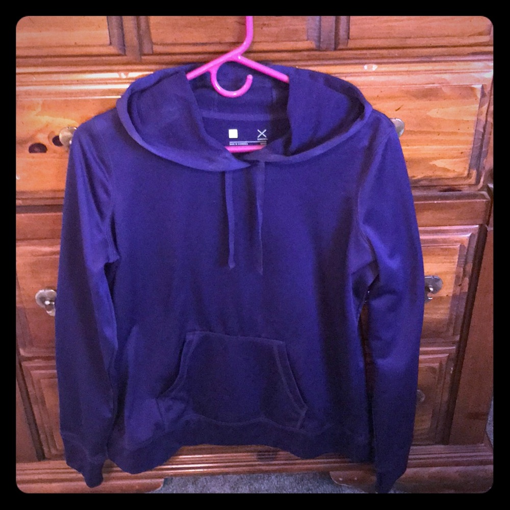 Dry fit sweatshirt